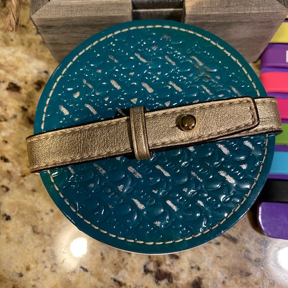 Wine and Beer Accessories Bundle - Picture 2 of 7